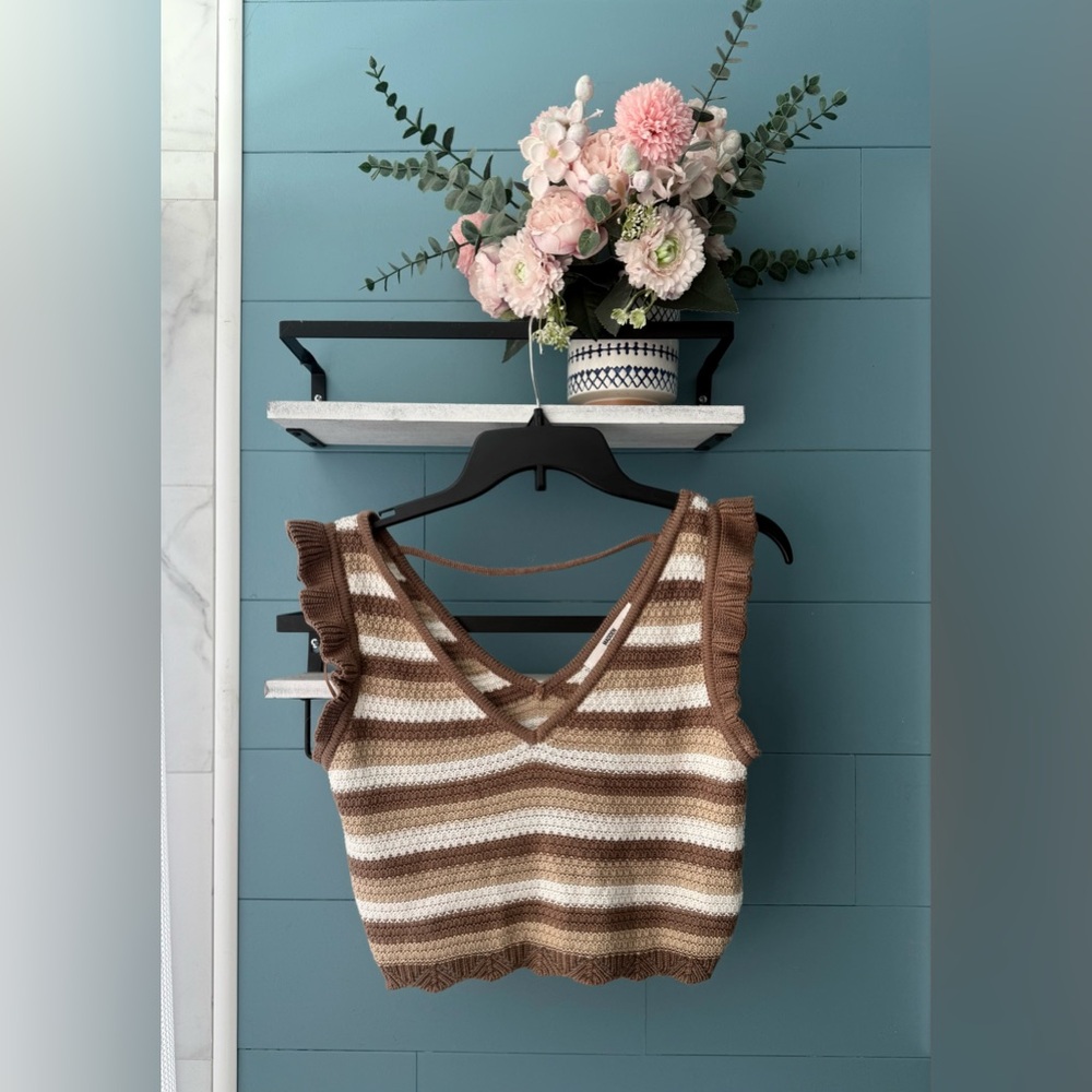 Madden NYC Brown Neutral Striped Crochet Knit Crop Tank Size M